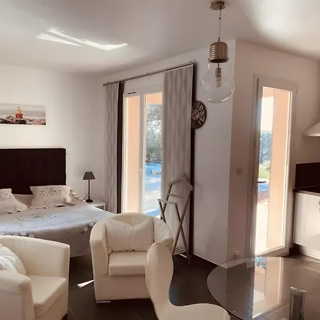 1 - Du Soleil Sainte-Maxime